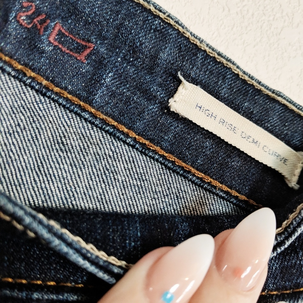 High Waist Levi Skinny Leg Dark Denim Jeans - Picture 7 of 8